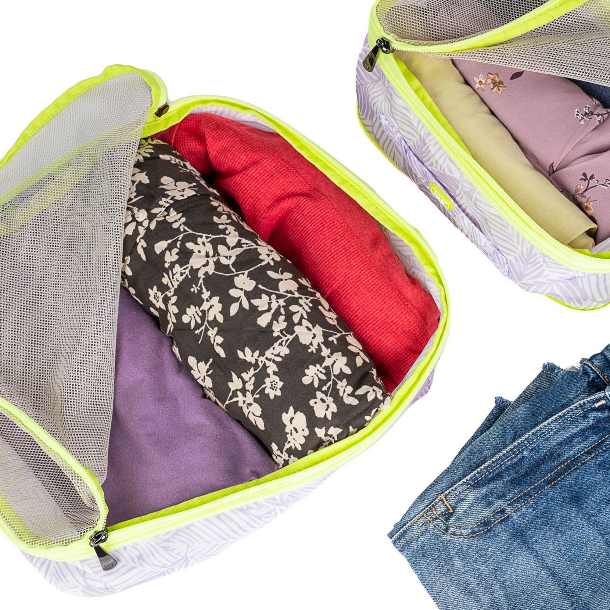 Cargo 2pc Compression Packing Cubes - - Cargo2pc_Lifestyle_02_3d8aae87-5170-45bb-8ef9-c3d9758e851c